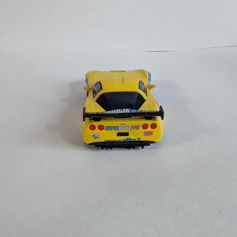 Disney Pixar Cars Jeff Gorvette World Grand Prix Diecast Mattel Yellow Corvette